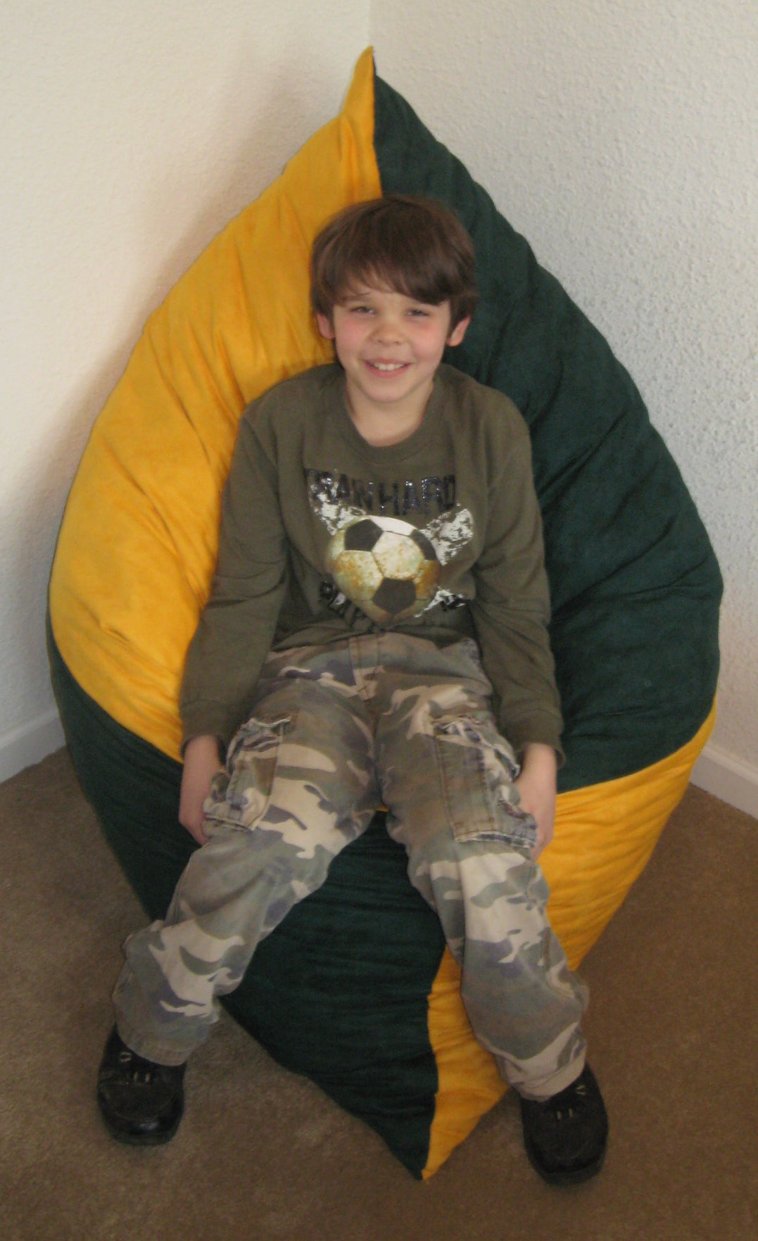 The Hug Chair & Crash Pad In Yellow and Hunter Green Microfiber