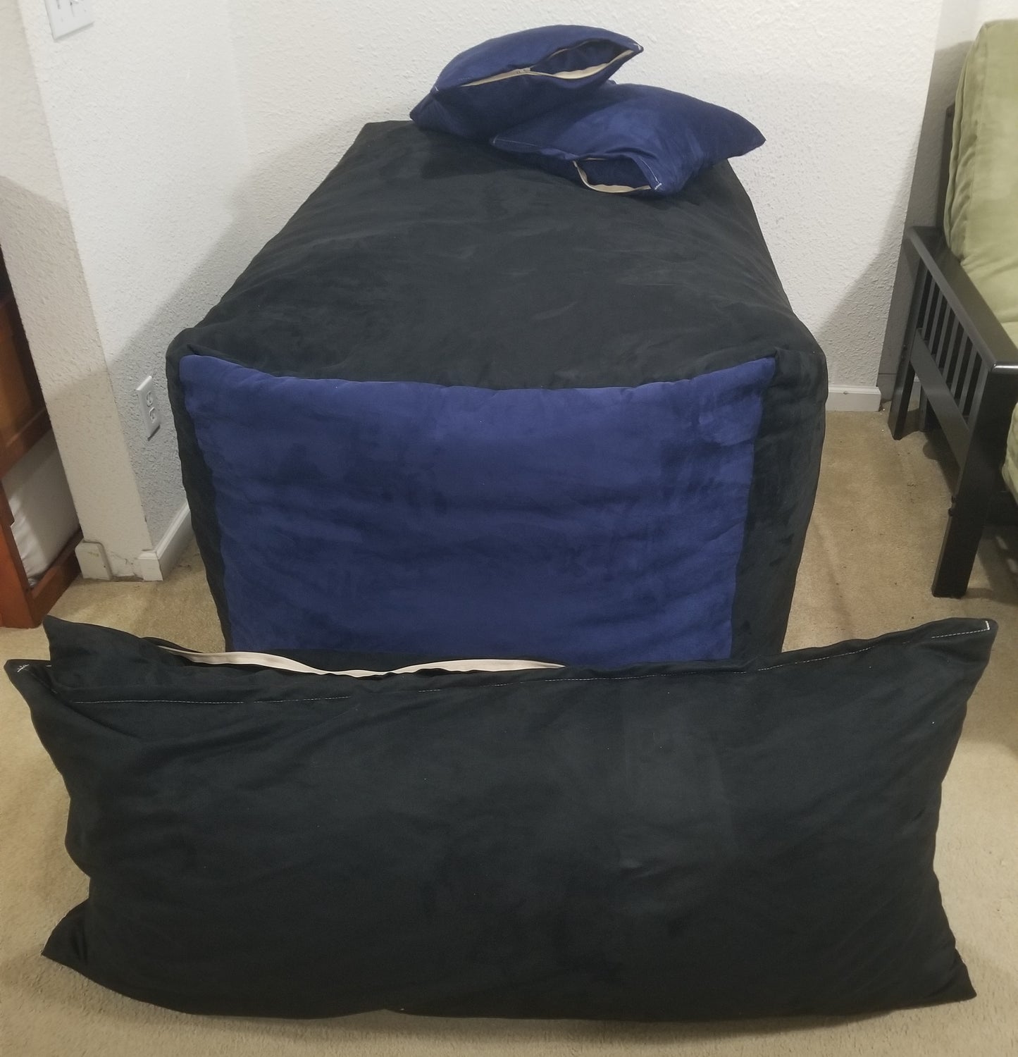 The Nesting Loveseat Set Zippered Accessory Pillow Covers